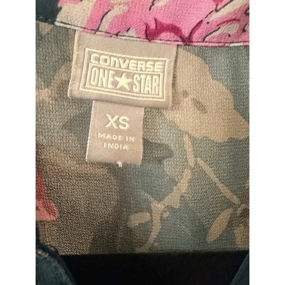 Converse One Star Floral Blouse Pink Roses over Green Flutter Sleeve Teal XS - Picture 5 of 5